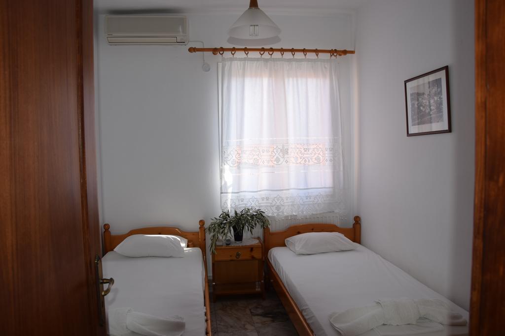 Dimitra'S Apartment Вотси Экстерьер фото